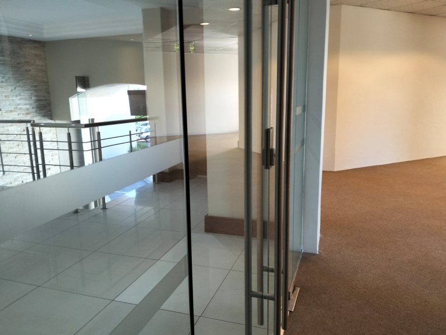 To Let commercial Property for Rent in Rosenpark Western Cape